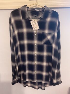 FLAG & ANTHEM PLAID SOFT BUTTON DOWN SHIRT SIZE XL NWT